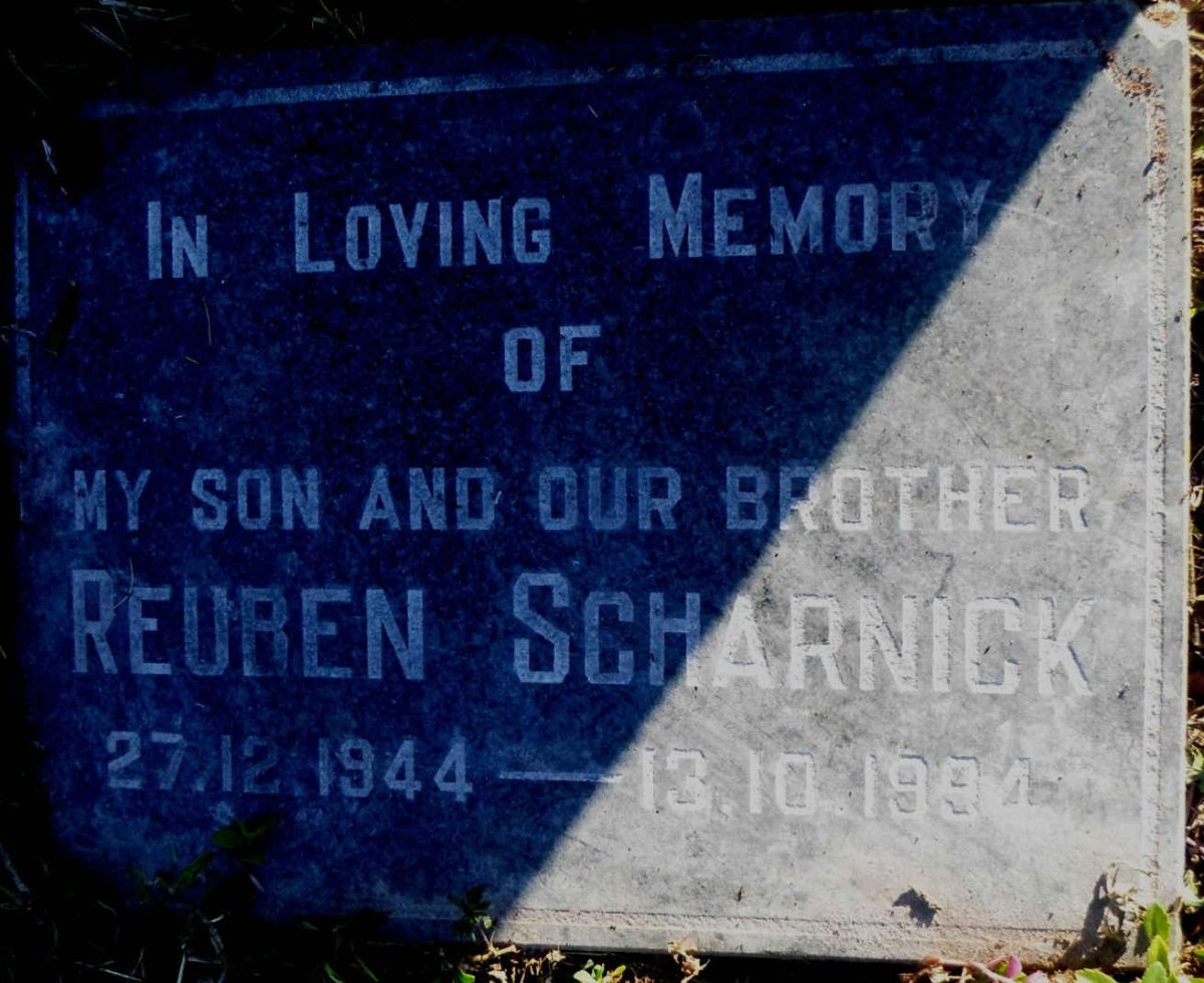 SCHARNICK Olive 1919-1975 :: SCHARNICK Maggie Ann 1956-1972 :: SCHARNICK Reuben 1944-1994