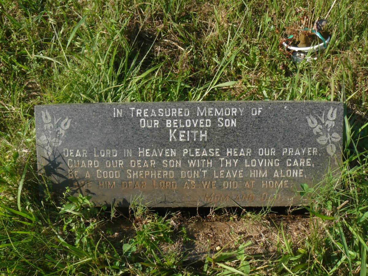 SCOTT Keith Andrew Clifford 1952-1974 :: SCOTT Leslie Christopher 1953-1985 :: SCOTT Keith