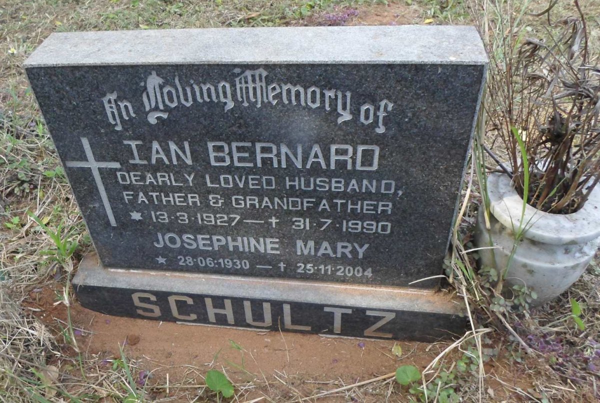 SCHULTZ Ian Bernard 1927-1990 &amp; Josephine Mary 1930-2004