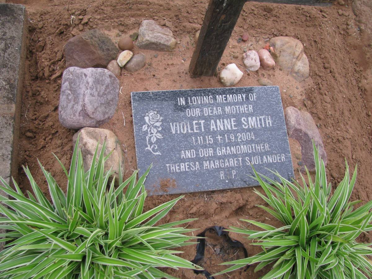 SMITH Violet Anne 1915-2004