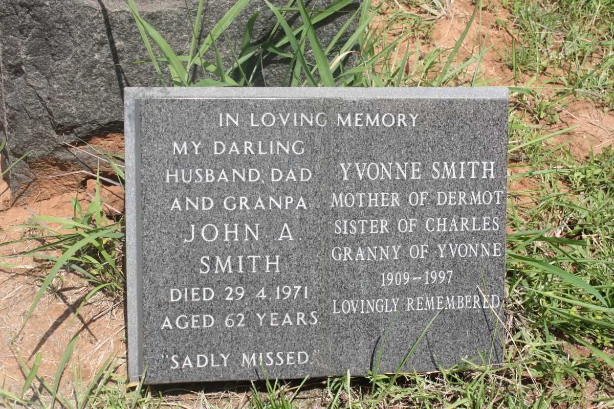 SMITH John A. -1971 &amp; Yvonne 1909-1997
