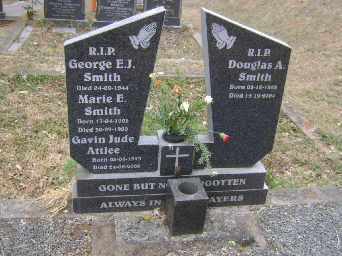 SMITH Marie E. 1905-1980 :: SMITH Douglas A. 1928-2004 :: SMITH E.J. -1944 :: ATTLEE Gavin Jude 1973-2006