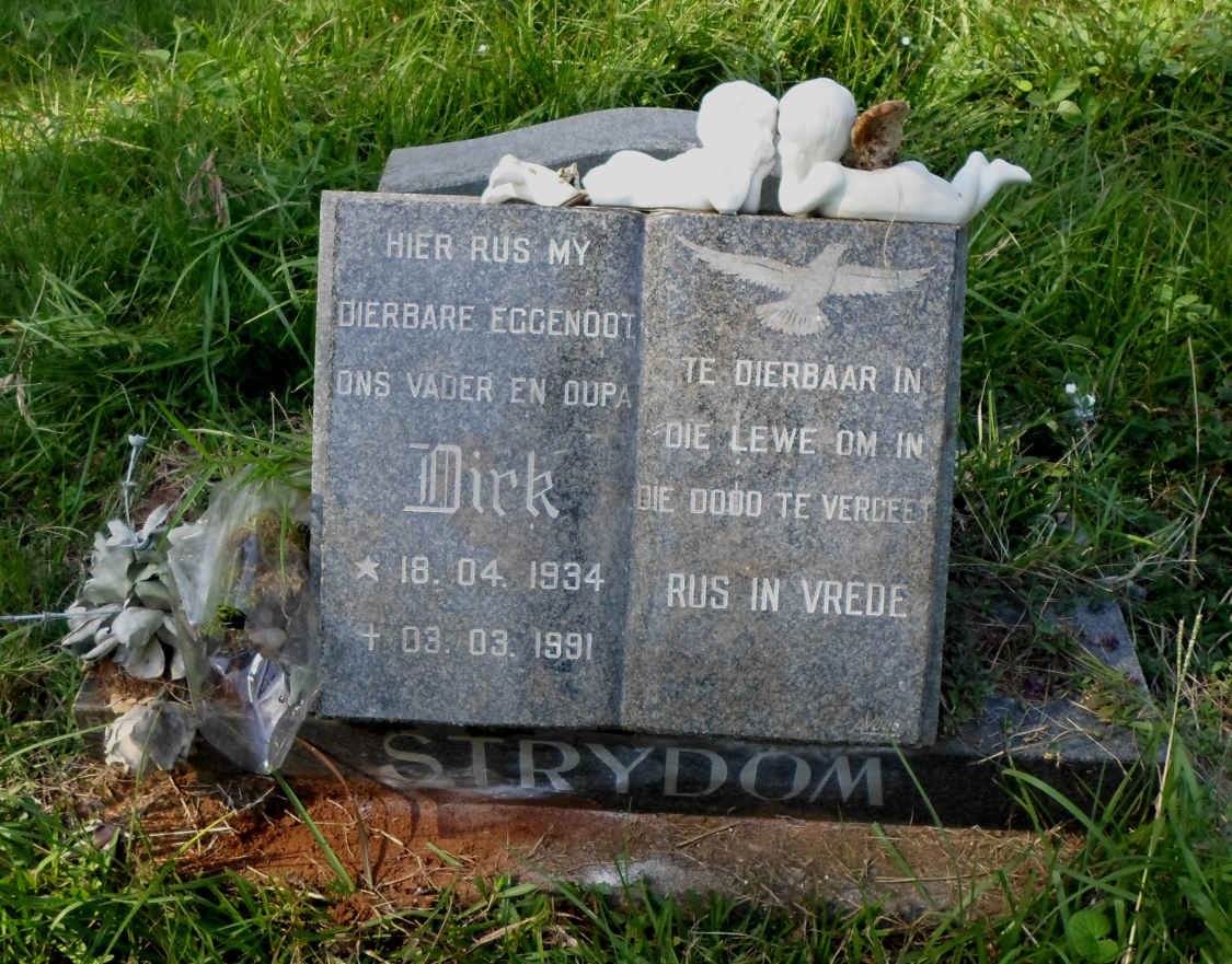 STRYDOM Dirk 1934-1991