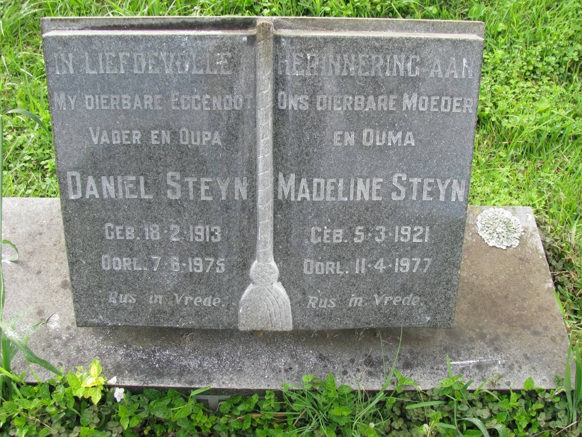 STEYN Daniel 1913-1975 &amp; Madeline 1921-1977