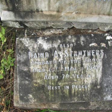 STRUTHERS David A. -1940 &amp; Annie 1871-1935