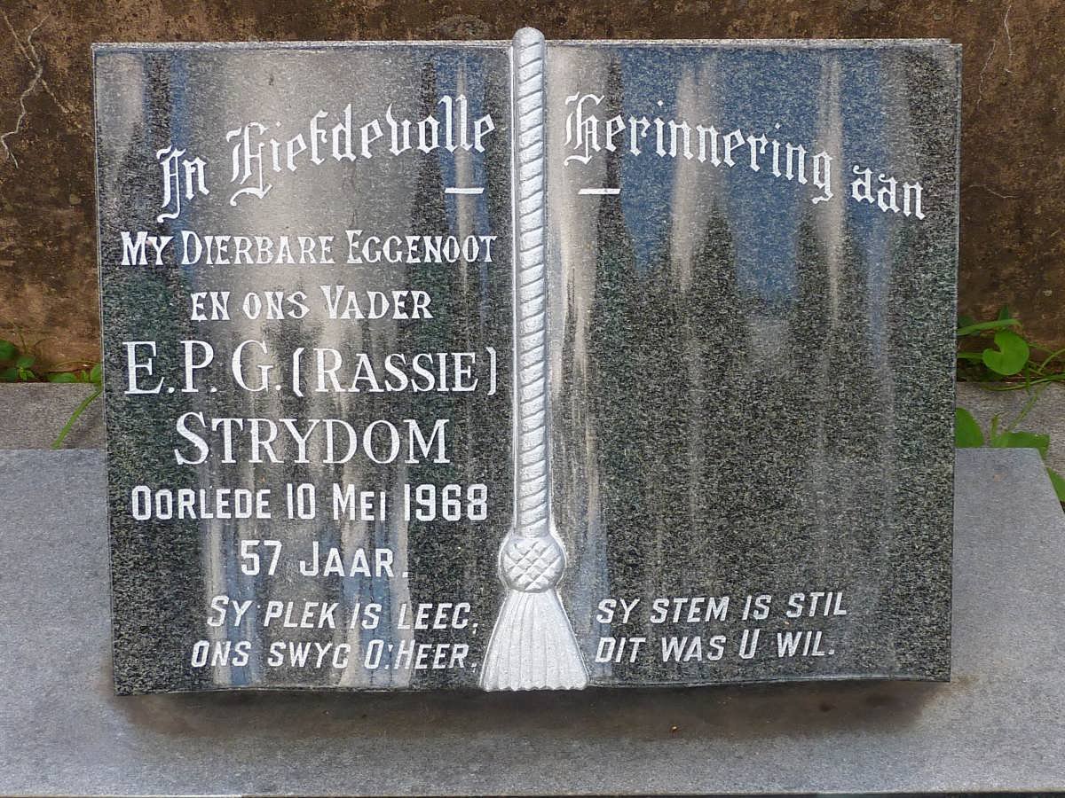 STRYDOM E.P.G. -1968 :: STRYDOM E.P.G. 1945-1987 :: STRYDOM Dorothy Elizabeth 1949-1990 :: STRYDOM Henry 1932-2006