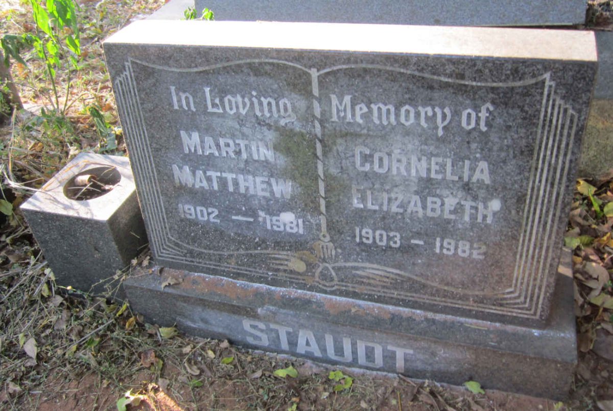 STAUDT Martin Mathew 1902-1981 &amp; Cornelia Elizabeth 1903-1982