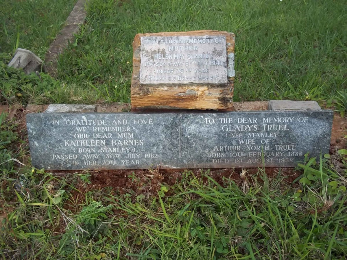STANLEY Helen May -1941 :: BARNES Kathleen nee STANLEY -1962 :: TRULL Gladys nee STANLEY 1888-1958