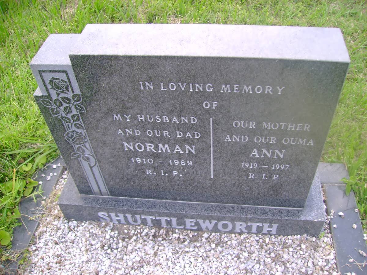 SHUTTLEWORTH Norman 1910-1969 &amp; Ann 1919-1997