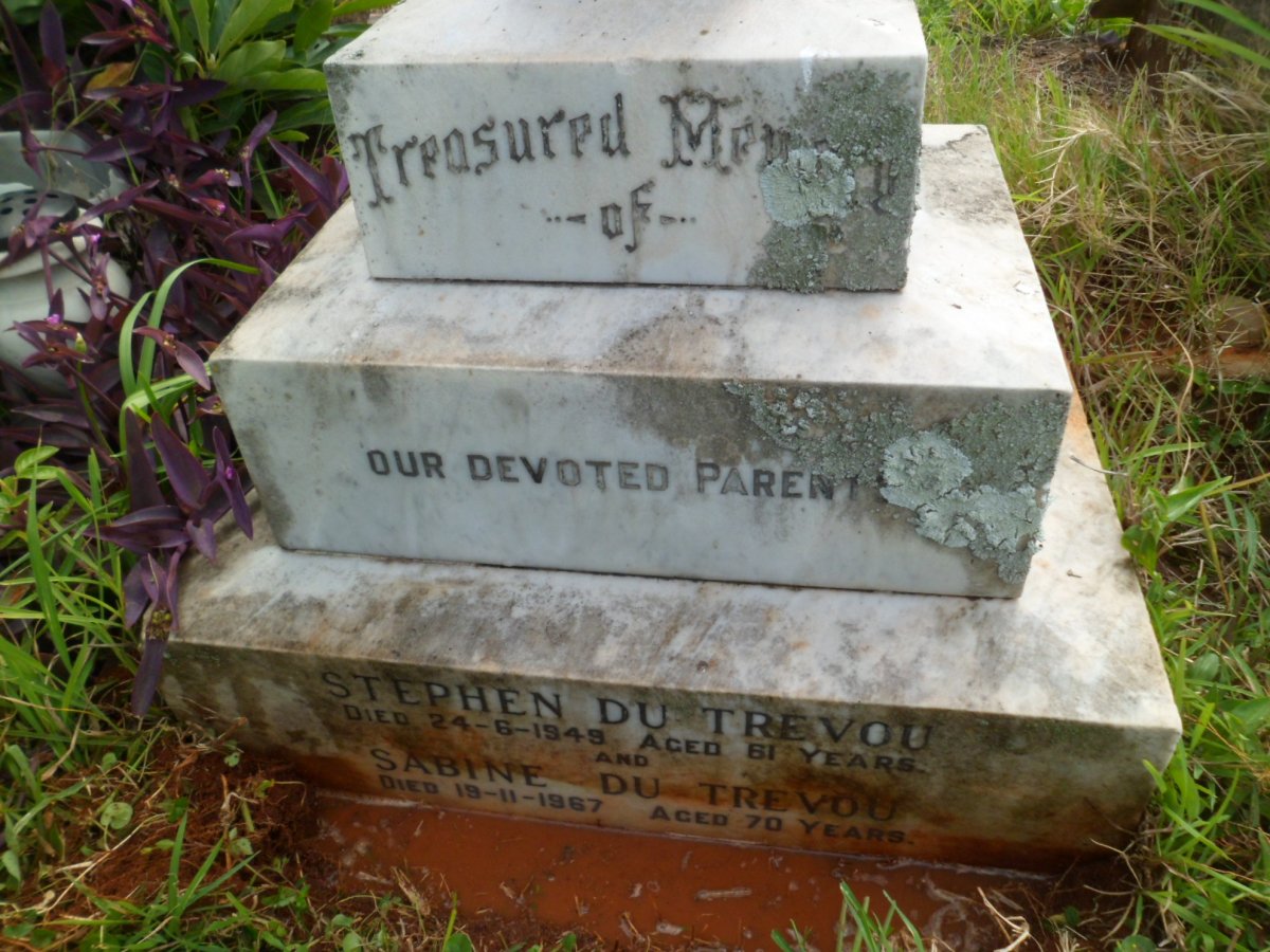 TREVOU Stephen, du -1949 &amp; Sabine -1967