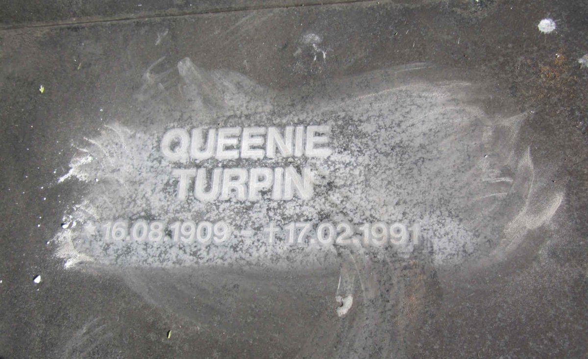 TURPIN Queenie 1909-1999