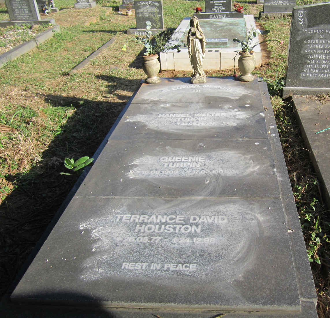 TURPIN Hansel Walter -1974 &amp; Queenie 1909-1999 :: HOUSTON Terrance David 1977-1998