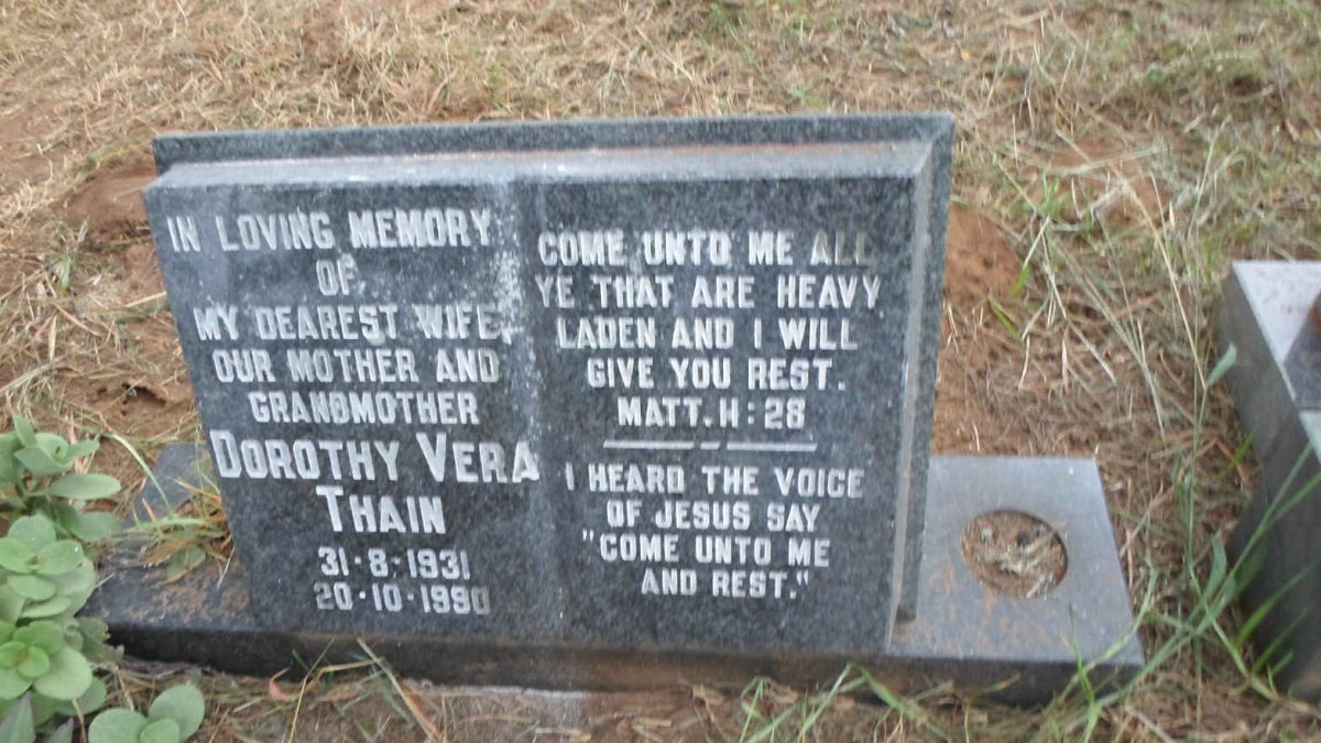 THAIN Dorothy Vera 1931-1990