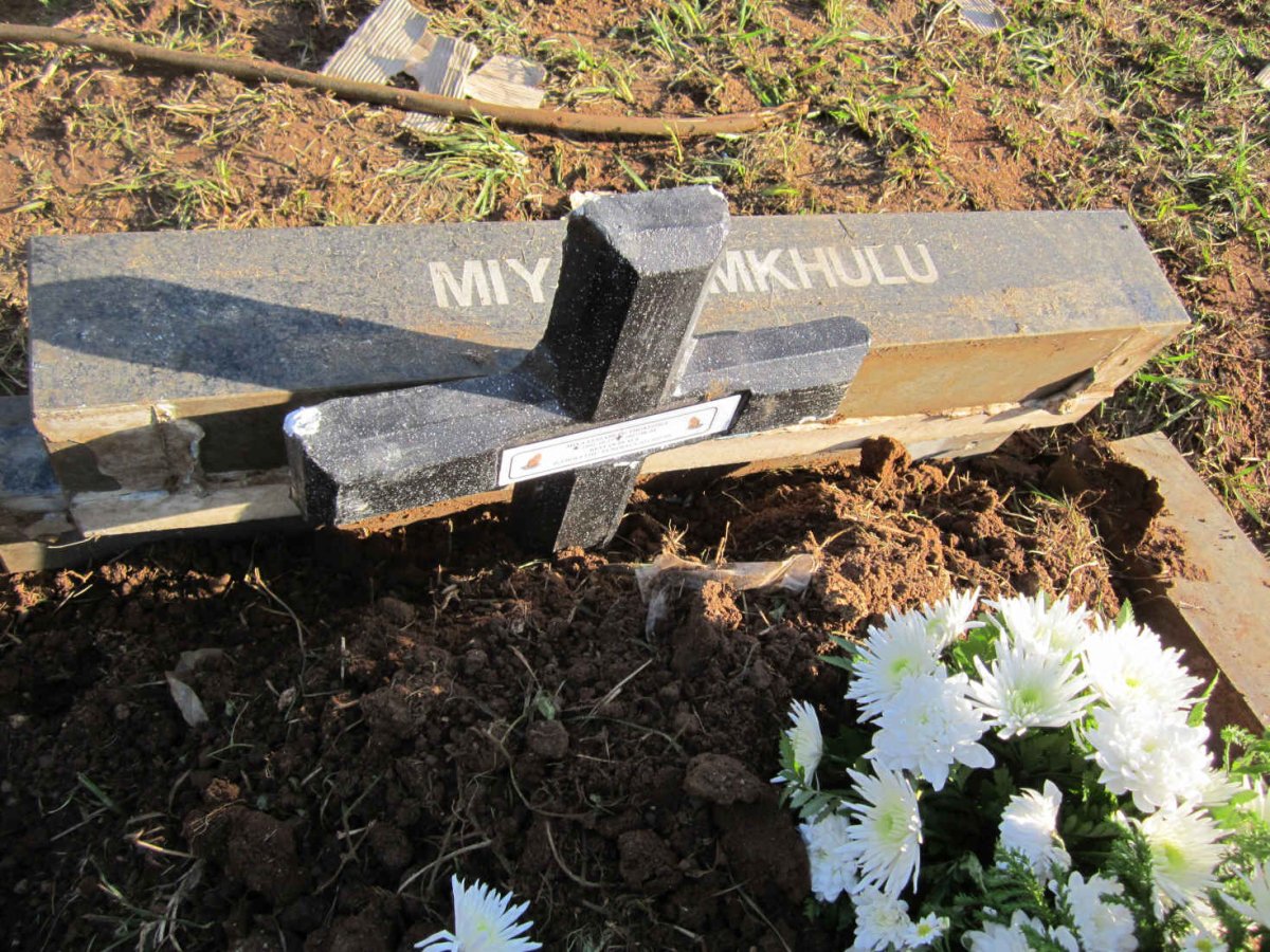 THOKOZILE Miya Elizabeth 1952-2017