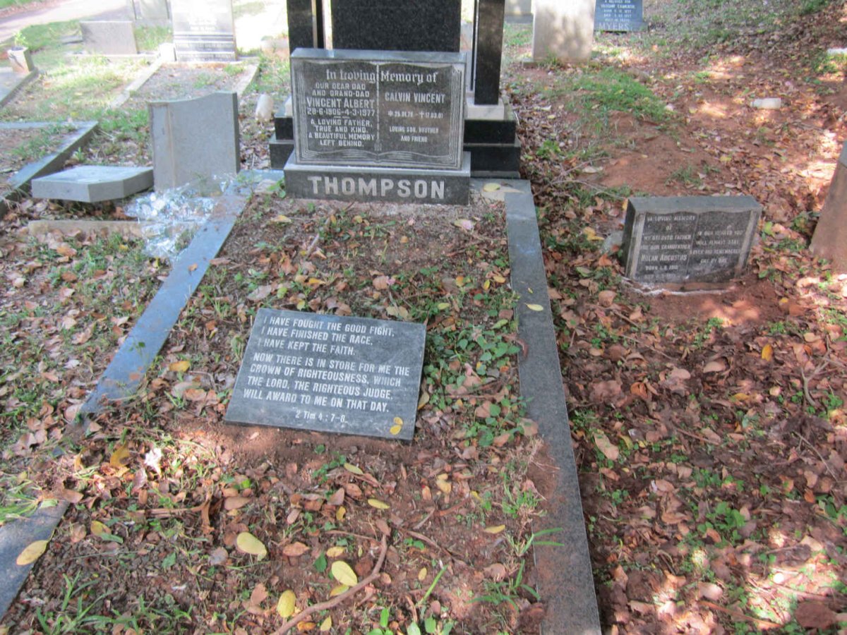 THOMPSON Vincent Albert 1906-1977 :: THOMPSON Calvin Vincent 1978-2001