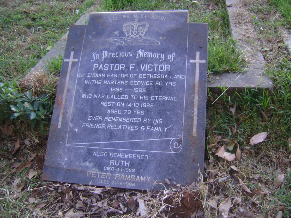 VICTOR F. -1985 :: VICTOR Ruth -1958 :: RAMSAMY Peter -1965