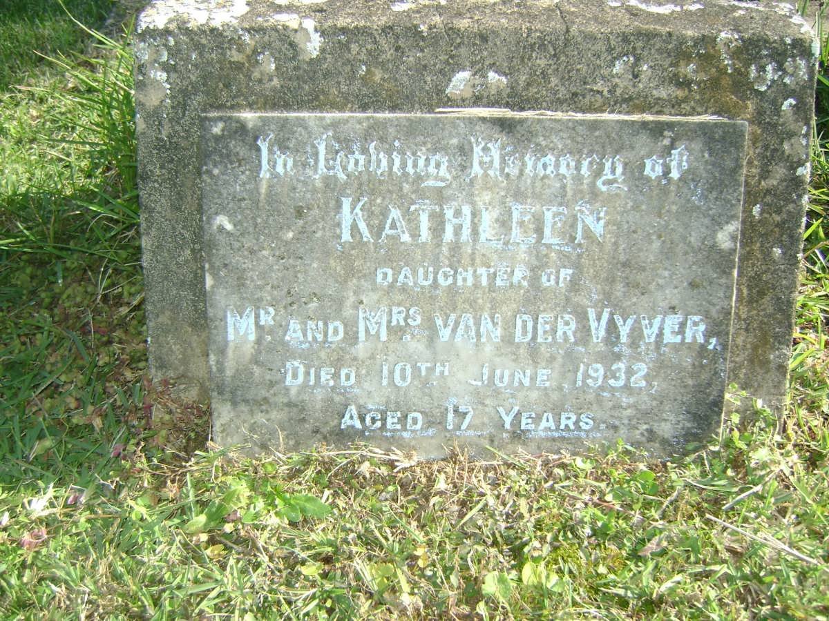 VYVER Kathleen, van der -1932