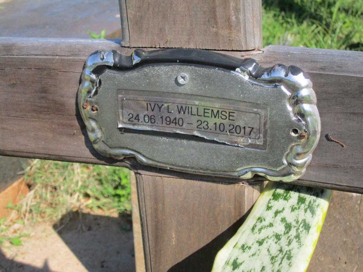 WILLEMSE Ivy L. 1940-2017