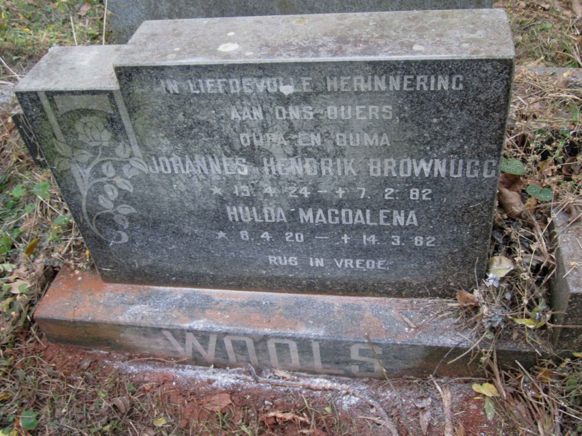 WOOLS Johannes Hendrik Brownugg 1924-1982 &amp; Hulda Magdalena 1920-1982