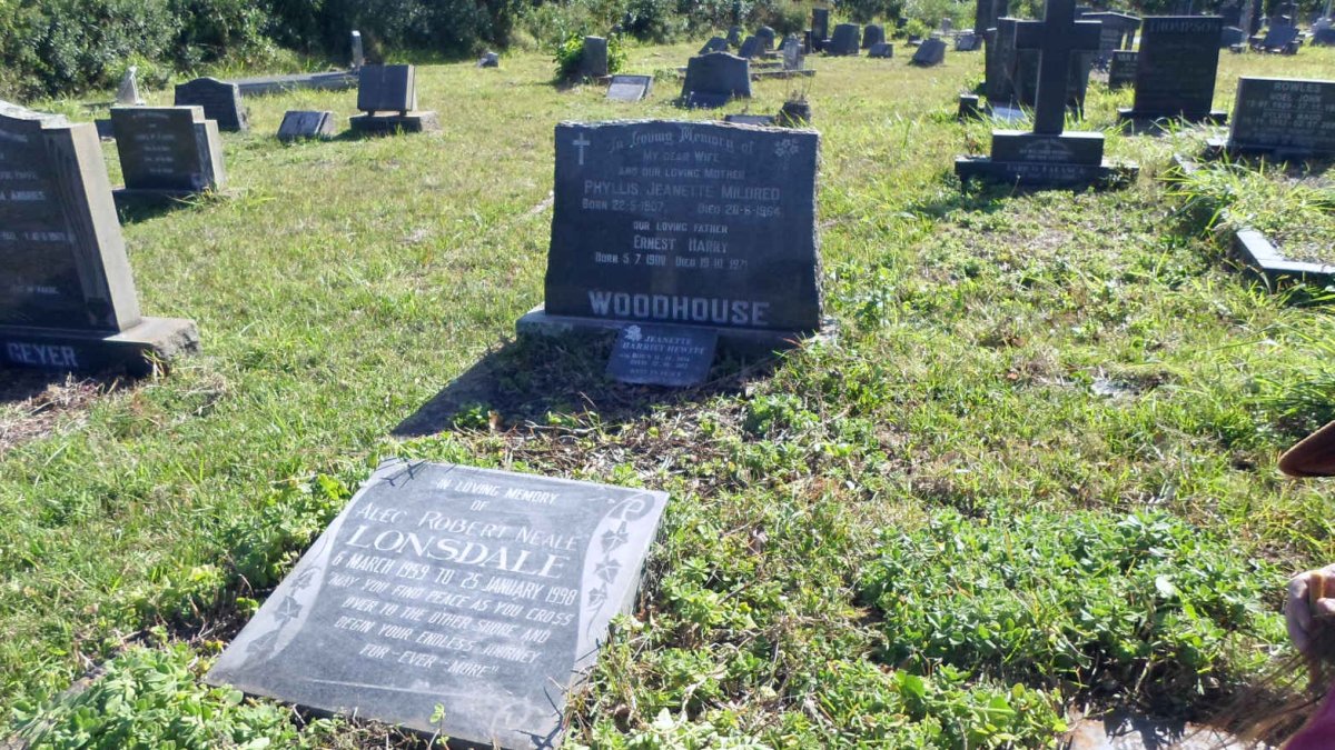 WOODHOUSE Phyllis Jeanette Mildred 1907-1964 &amp; Ernest Harry 1900-1971 :: HEWITT Jeanette Harriet 1934-2012