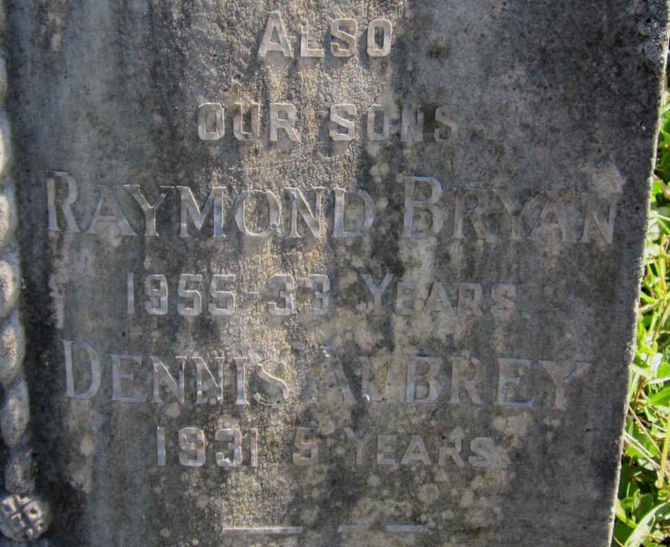 WOOLMORE Raymond Bryan -1955 :: WOOLMORE Dennis Aubrey -1931