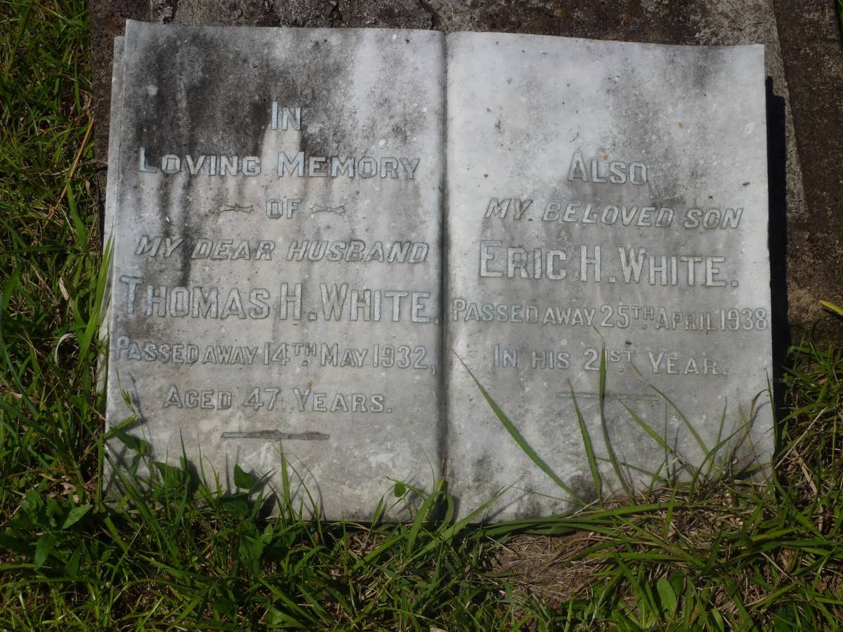WHITE Thomas H. -1932 :: WHITE Eric H. -1938