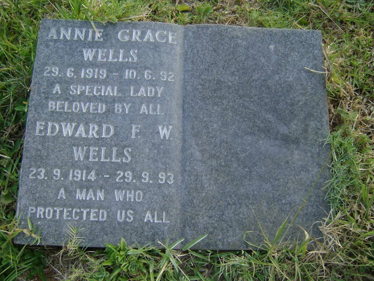 WELLS Edward F.W. 1914-1993 &amp; Annie Grace 1919-1992