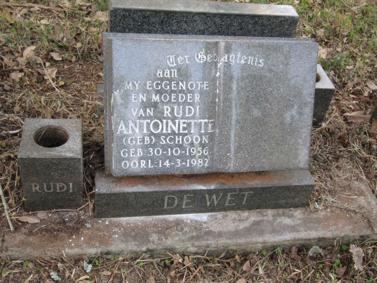 WET Antoinette, de nee SCHOON 1956-1982
