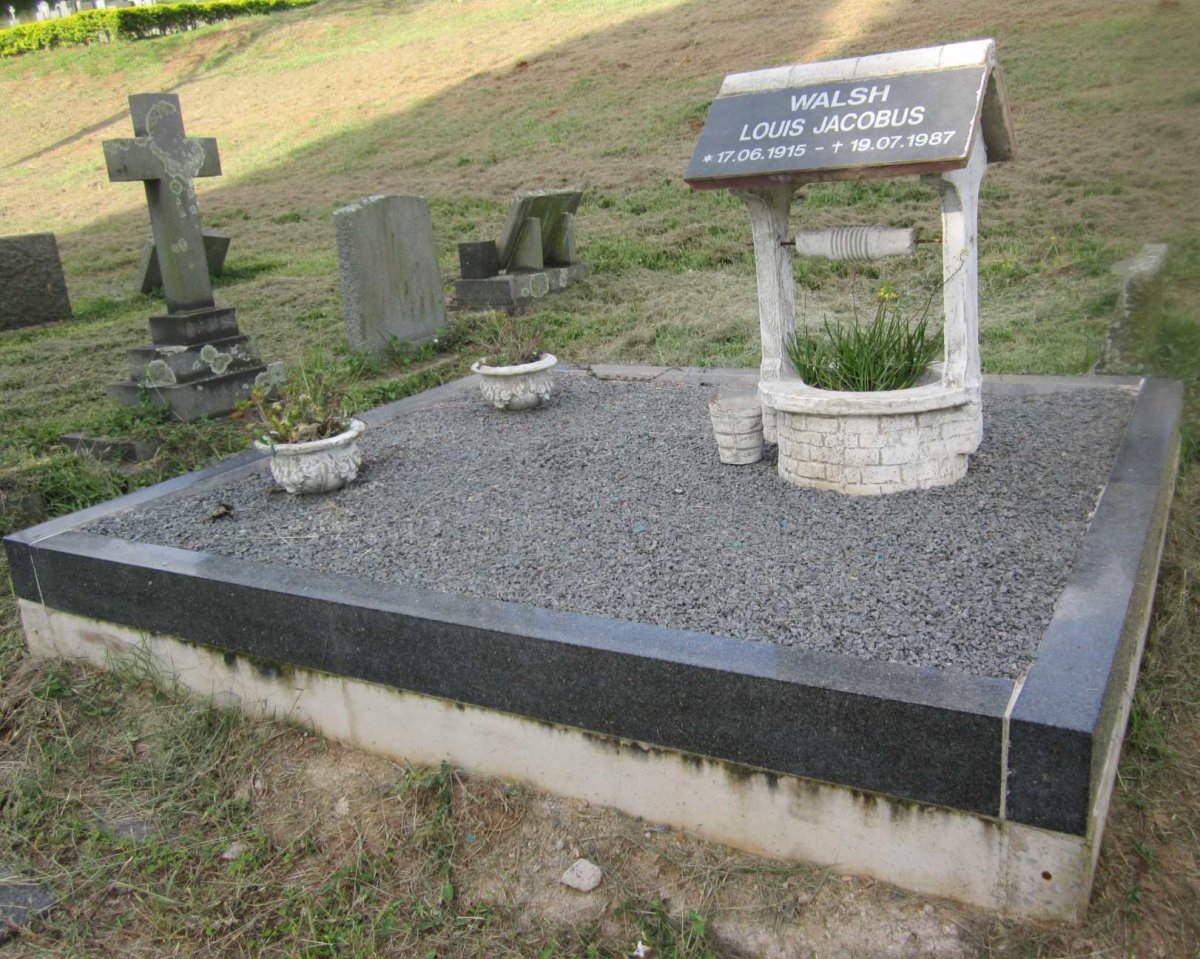 WALSH Louis Jacobus 1915-1987 &amp; Paulina Wilhelmina 1923-1965