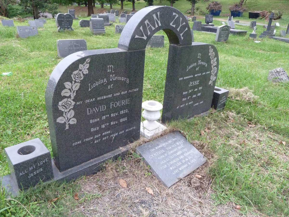 FOURIE David 1920-1966 &amp; Jessie 1925-1992 :: Van Der WALT Cynthia 1947-1995