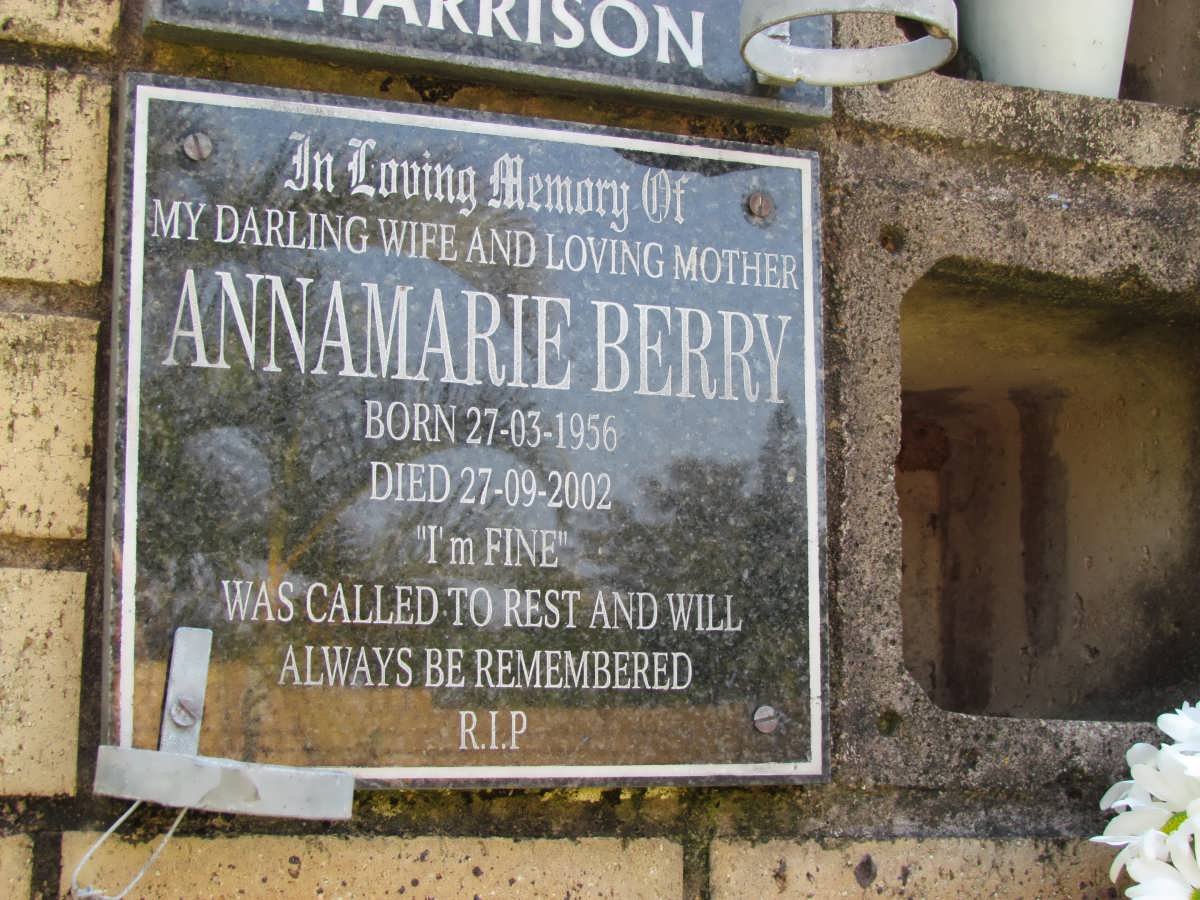 BERRY Annamarie 1956-2002