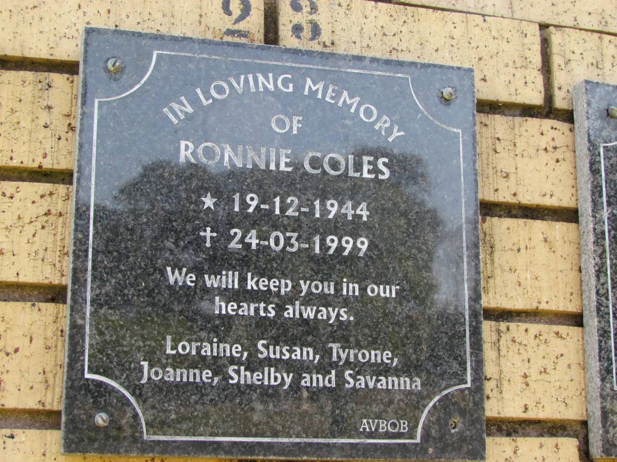 COLES Ronnie 1944-1999