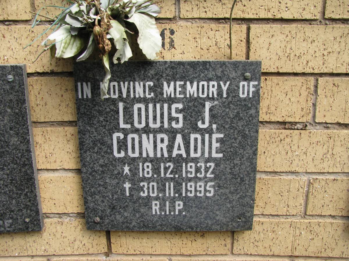 CONRADIE Louis J. 1932-1995