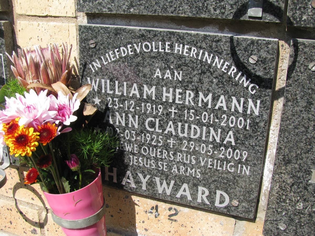 HAYWARD William Hermann 1919-2001 &amp; Ann Claudina 1925-2009