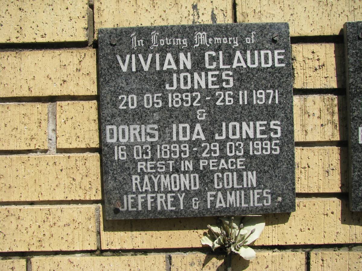 JONES Vivia Claude 1892-1971 &amp; Doris Ida 1899-1995