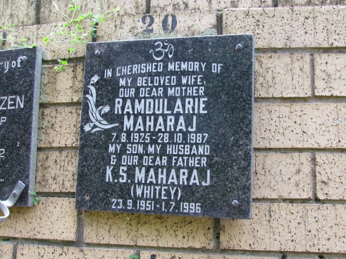 MAHARAJ Ramdularie 1925-1987 :: MAHARAJ K.S. 1951-1996