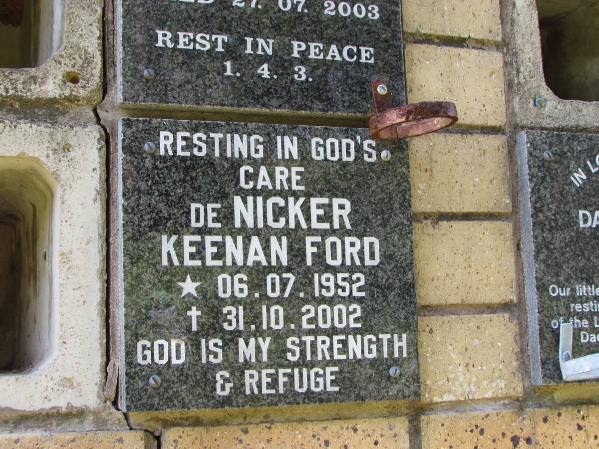 NICKER Kennan Ford, de 1952-2002