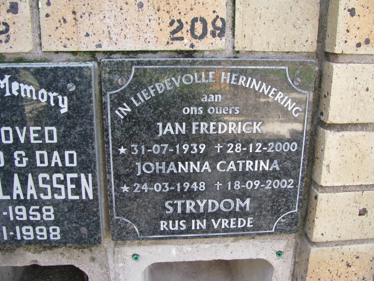 STRYDOM Jan Frederick 1939-2000 &amp; Johanna Catrina 1948-2002