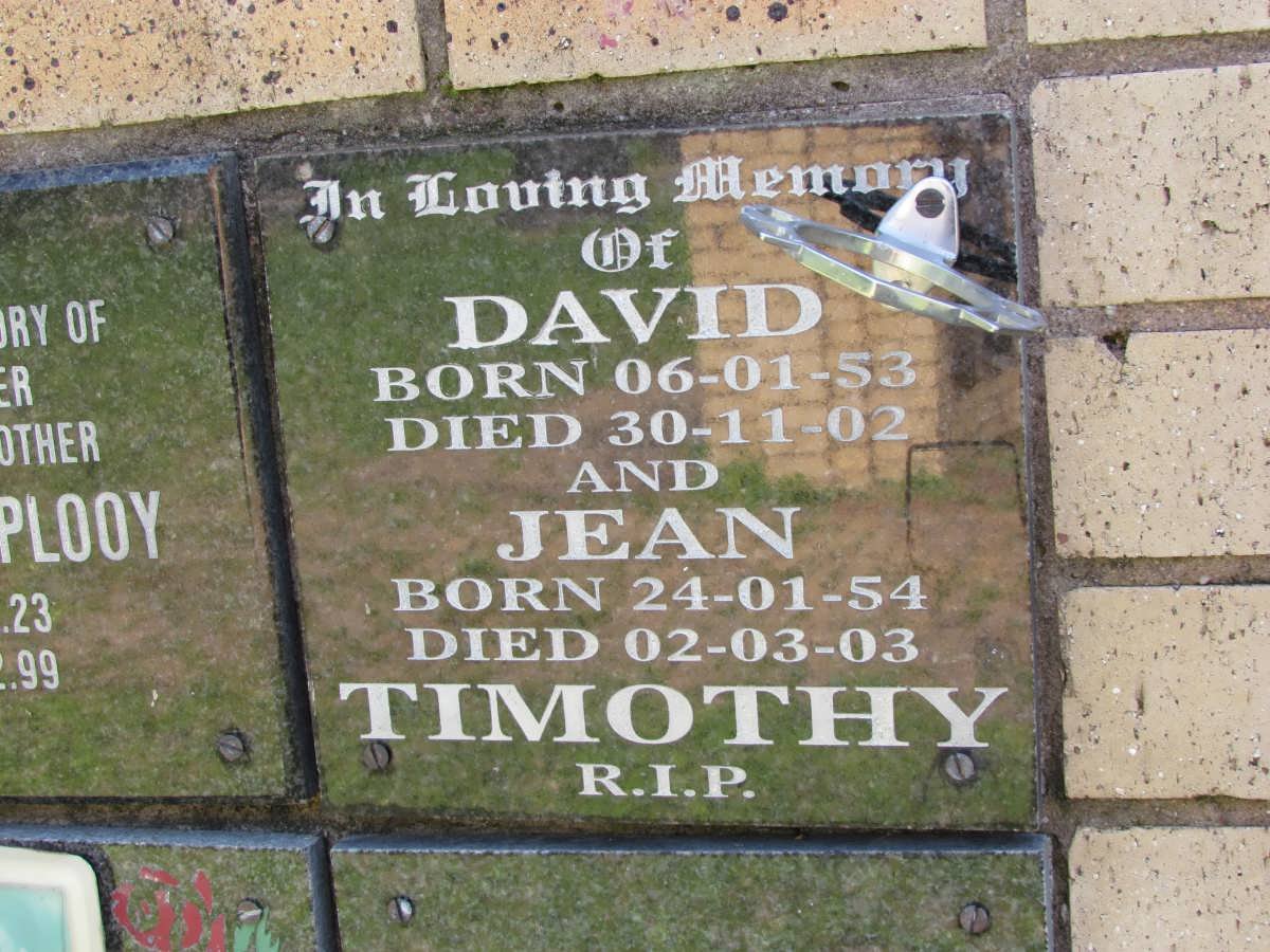 TIMOTHY David 1953-2002 &amp; Jean 1954-2003