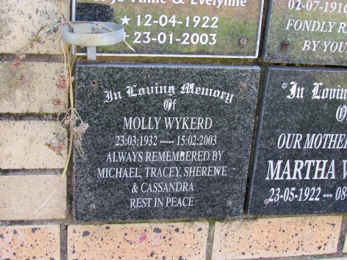 WYKERD Molly 1932-2003 