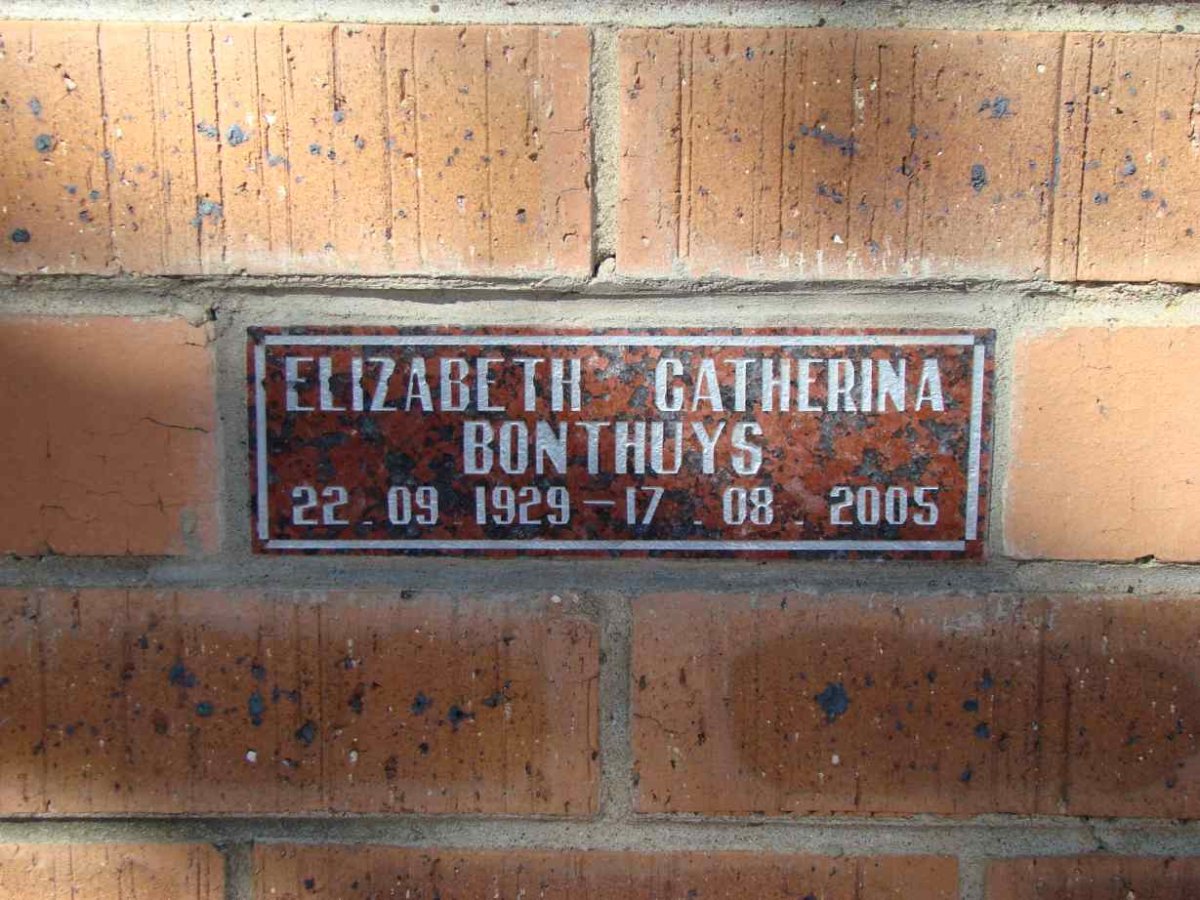 BONTHUYS Elizabeth Catherina 1929-2005