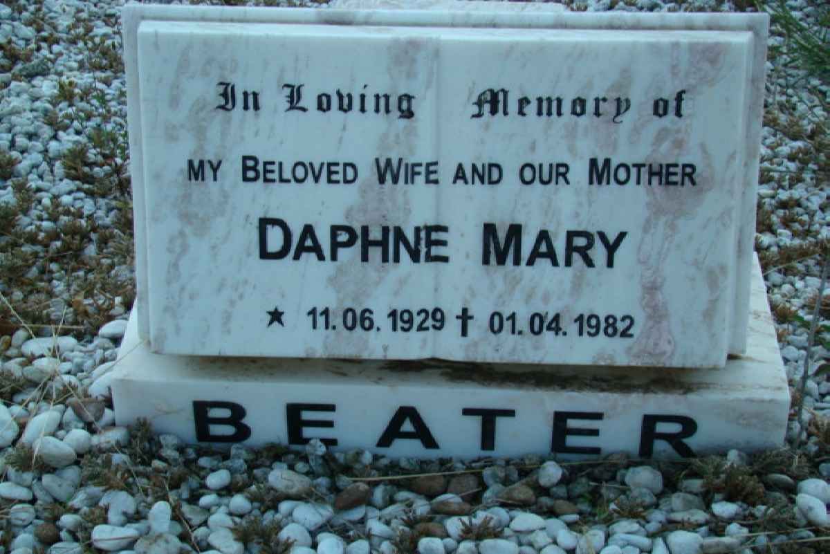 BEATER Daphne Mary 1929-1982