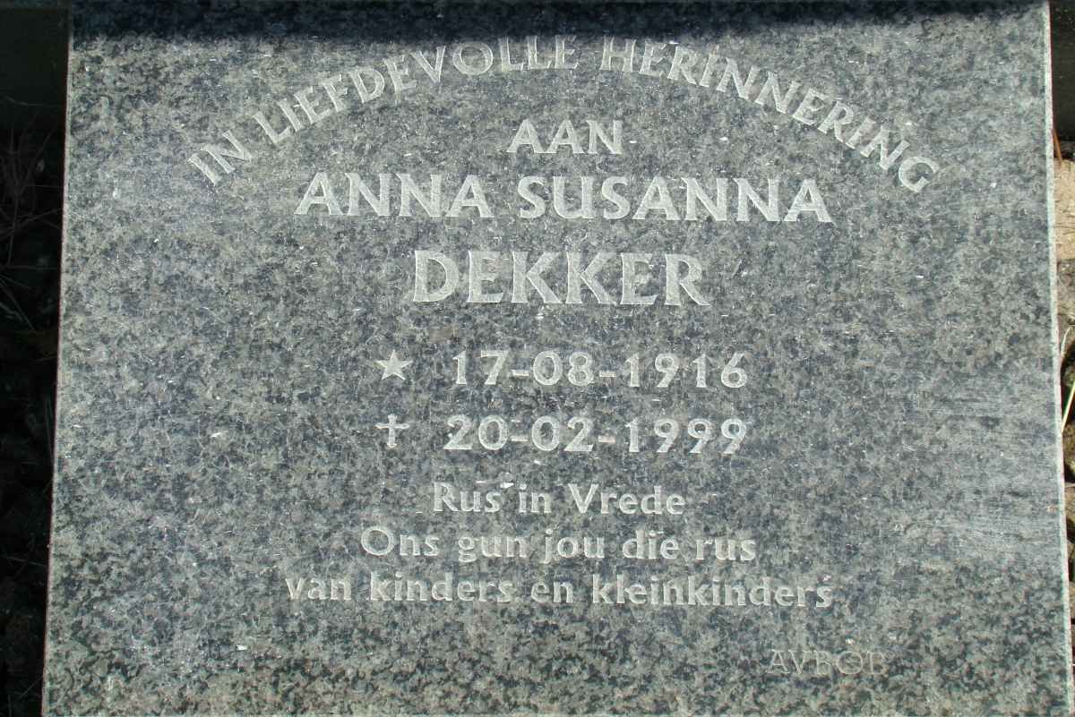 DEKKER Anna Susanna 1916-1999