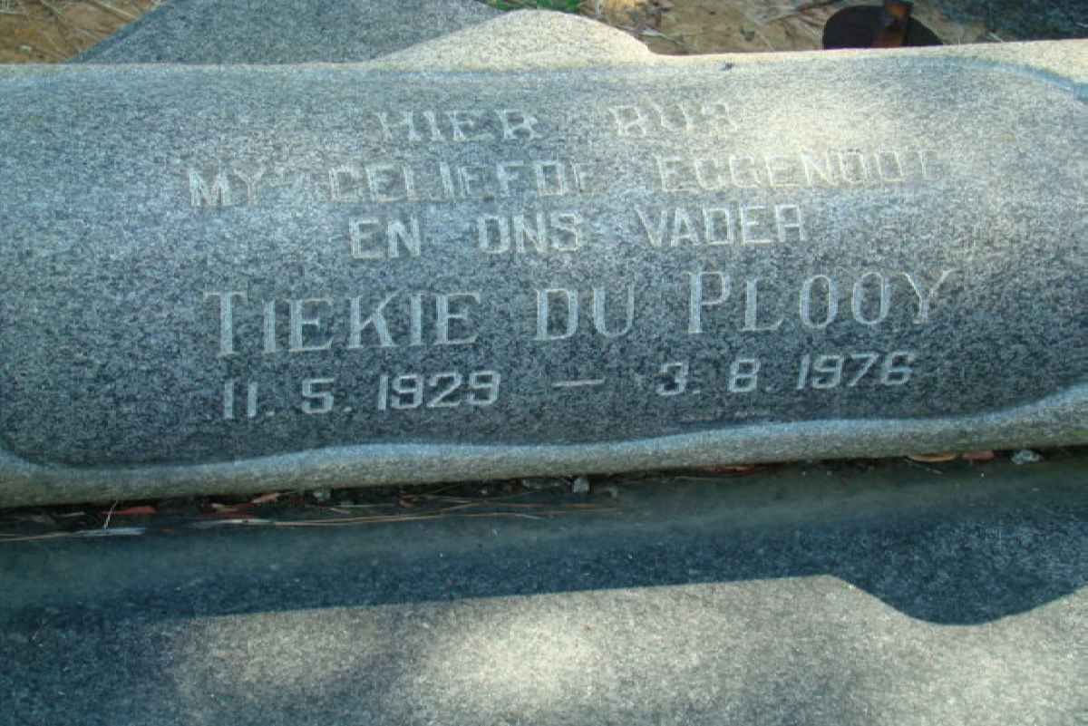 PLOOY Tiekie, du 1929-1976
