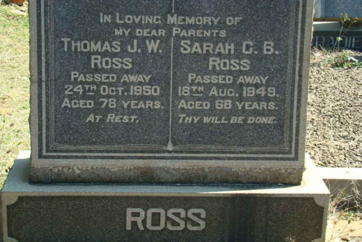 ROSS Thomas J.W. -1950 &amp; Sara C.B. -1949