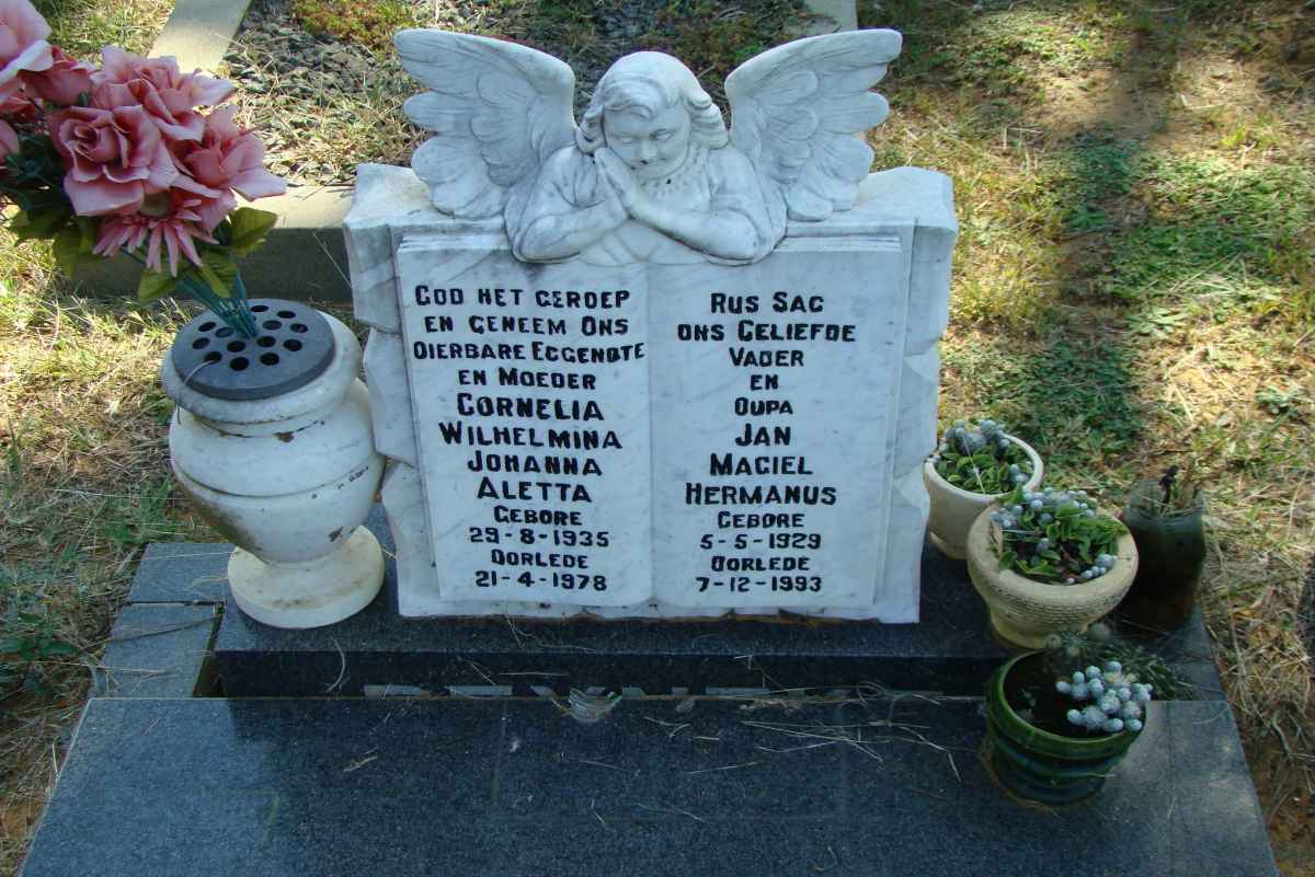 REYNEKE Jan Magiel Hermanus 1929-1993 &amp; Cornelia Wilhelmina Johanna Aletta 1935-1978