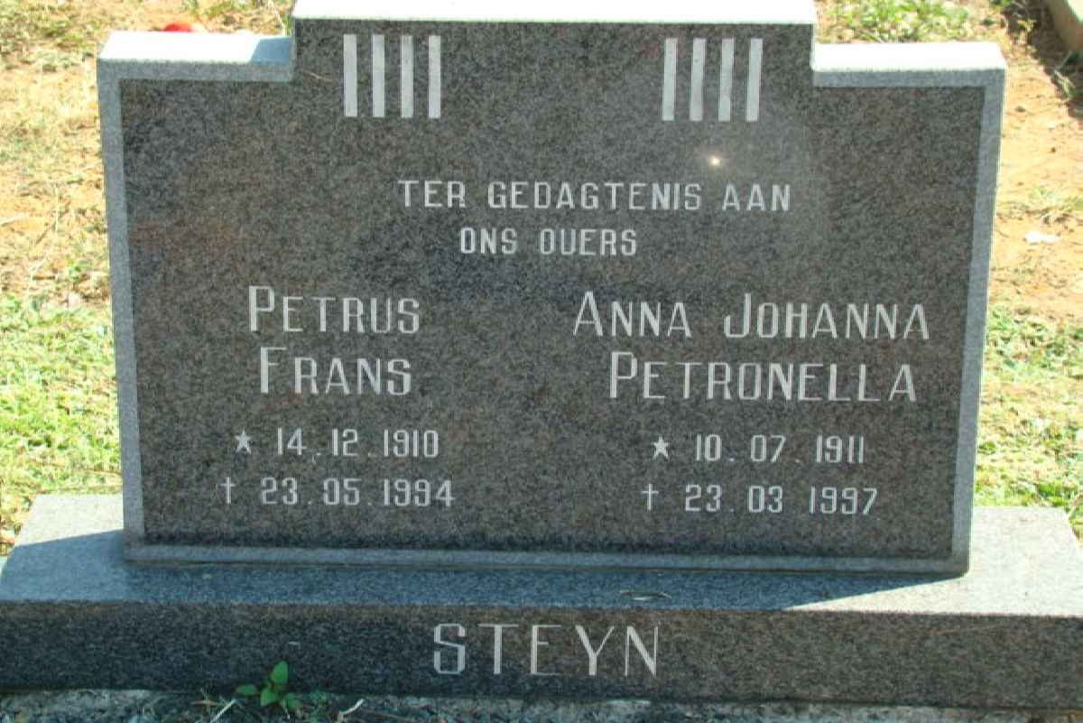 STEYN Petrus Frans 1910-1994 &amp; Anna Johanna Petronella 1911-1997