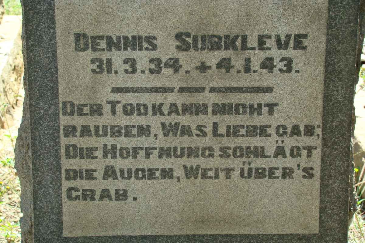 SURKLEVE Dennis 1934-1943