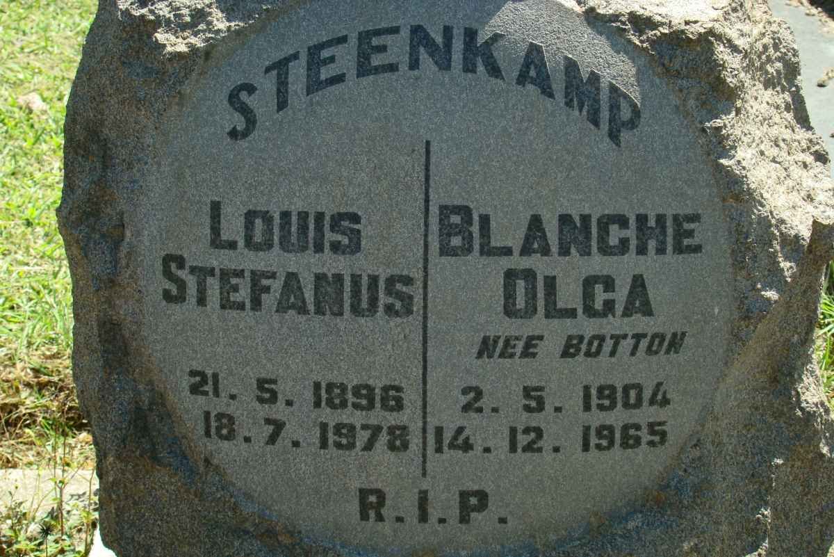 STEENKAMP Louis Stefanus 1896-1978 &amp; Blanche Olga BOTTON 1904-1965