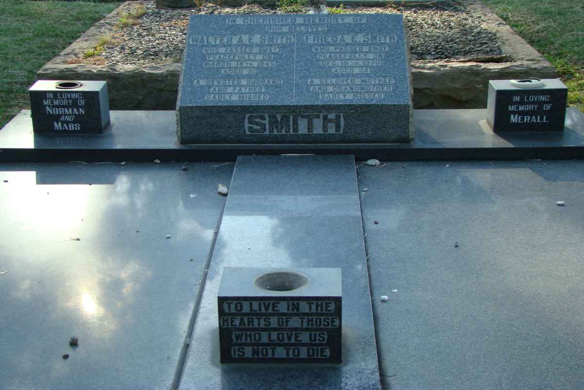 SMITH Walter A.E. -1945 &amp; Frieda E. -1976 :: SMITH Norman &amp; Babs :: SMITH Merall